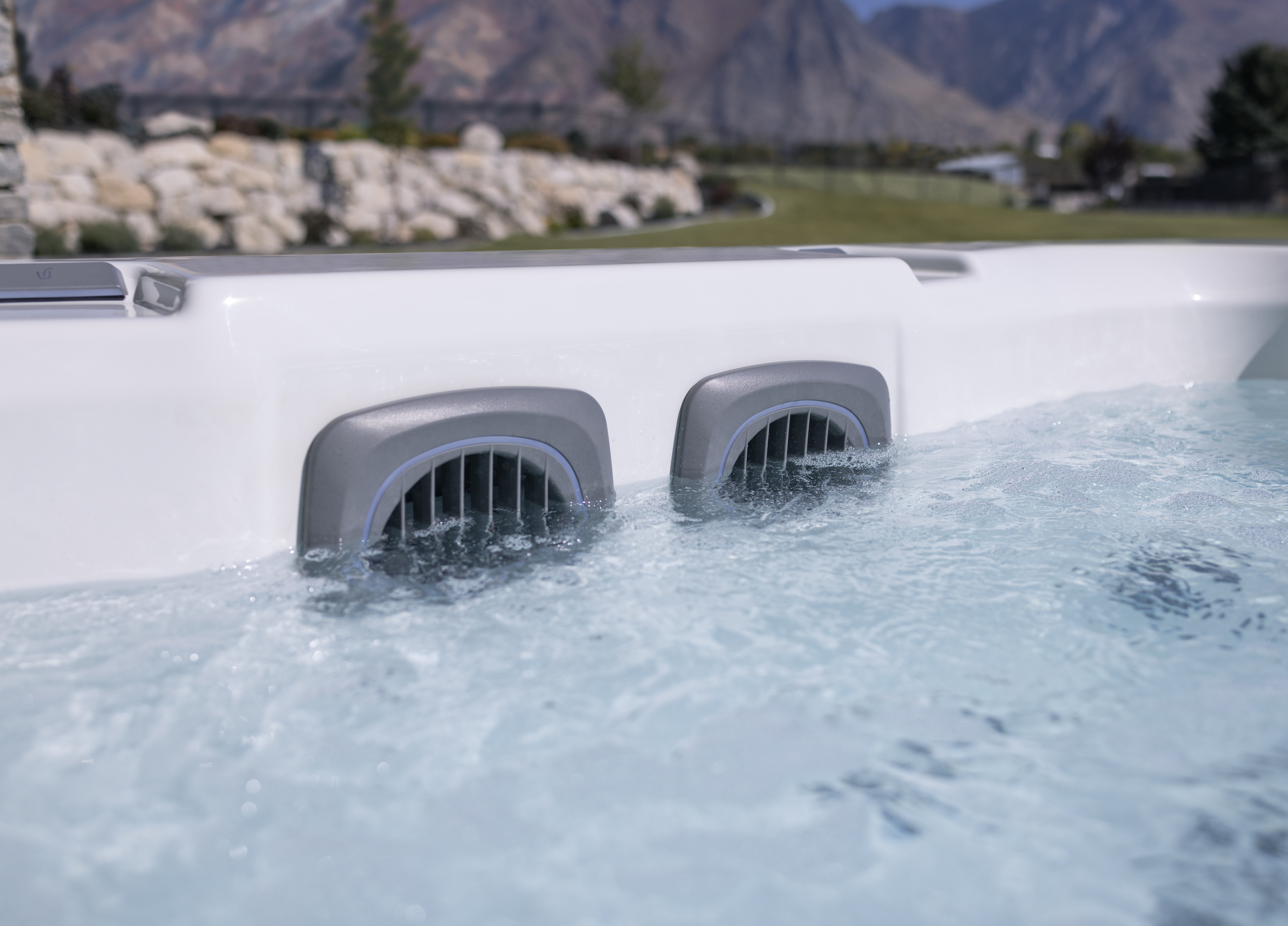 Spa Bullfrog A9L