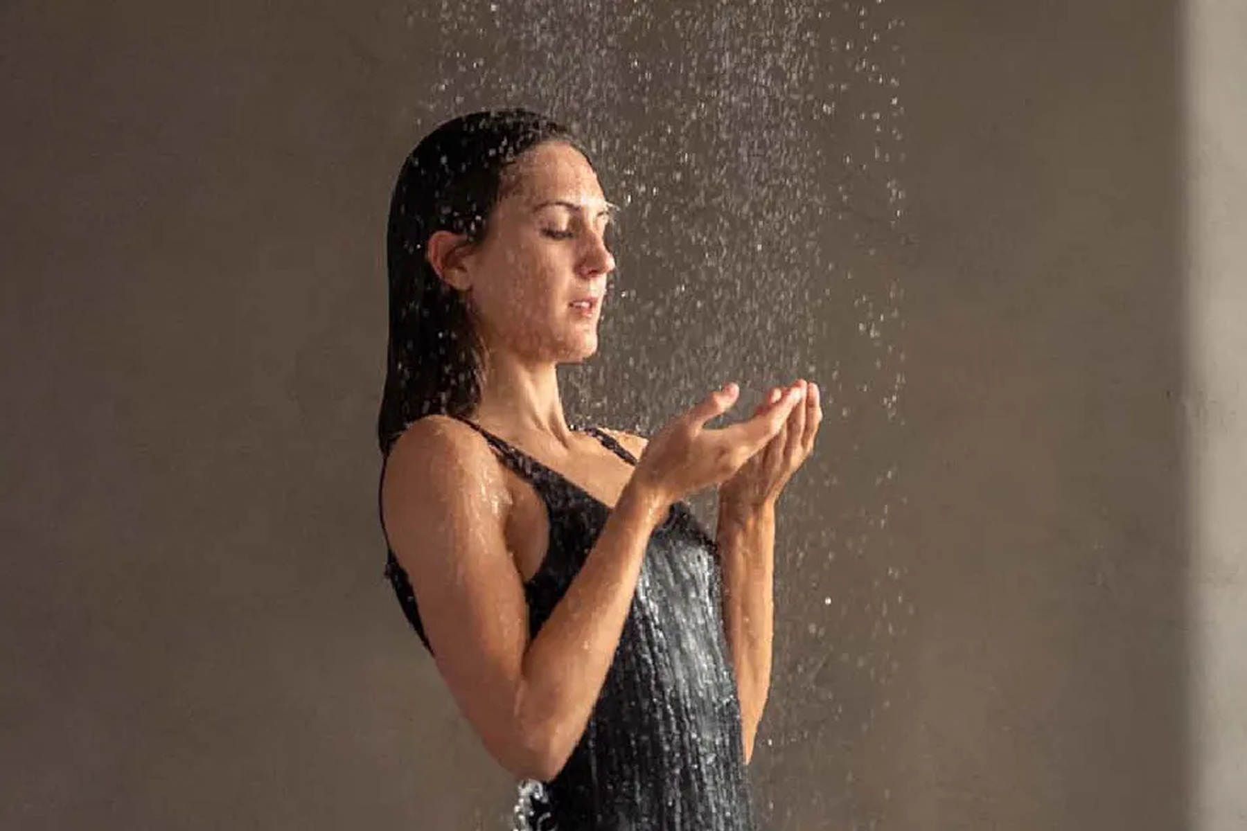 Duche de Chuva Aquaform Essentia — aplicação em ambiente