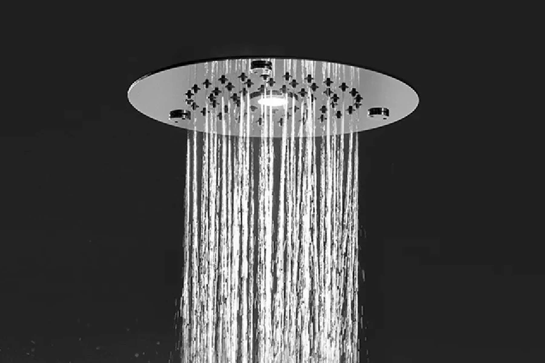 Duche com Iluminação Aquaform Lumina — aplicação em ambiente