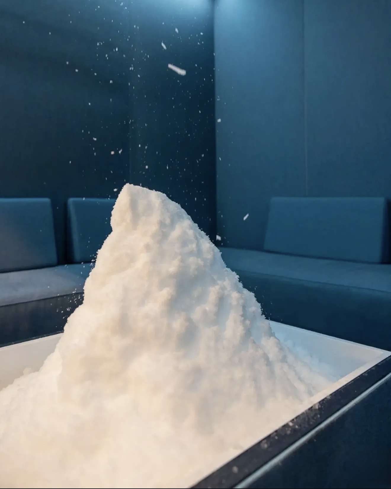EOS Snow
